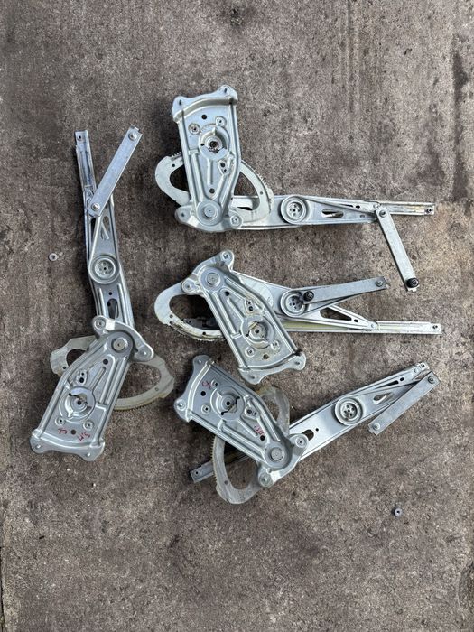 Склопідйомник Renault Megane 3 Scenic 3 передній задній