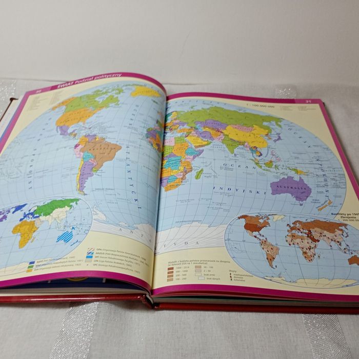 Atlas geograficzny Liceum Świat, Polska + Mapy do matury. Beata Byer