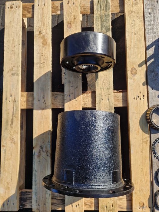 Most napędowy MAN F2000 środkowy 6x4 8x8