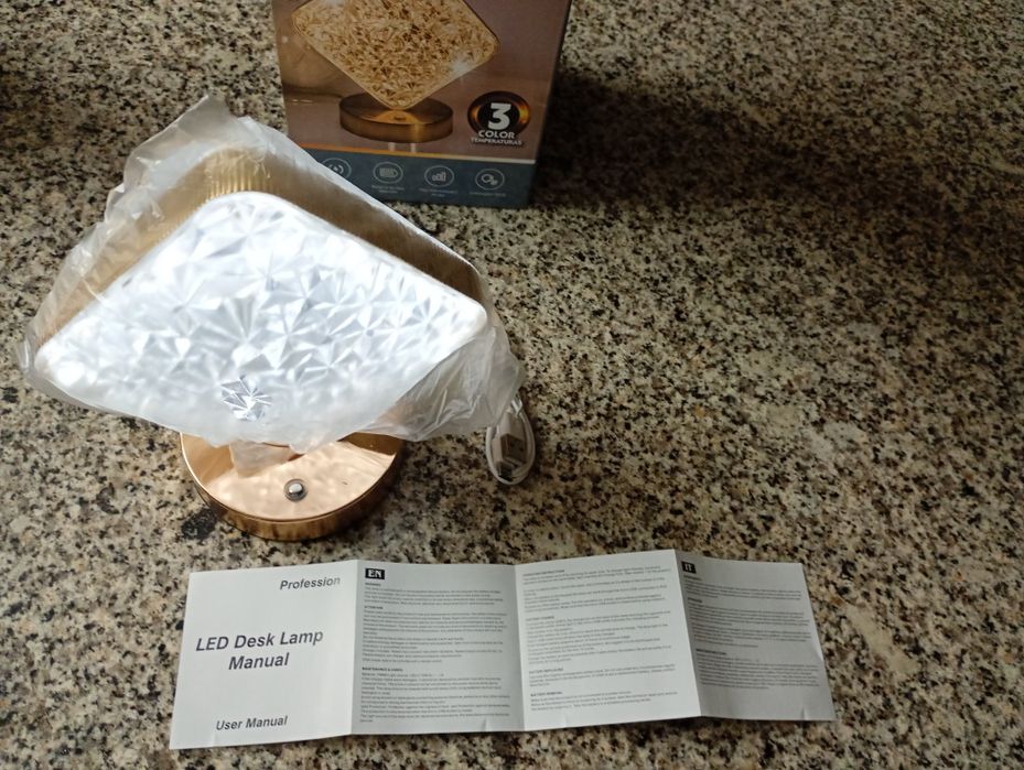 Candeeiro de quarto a bateria