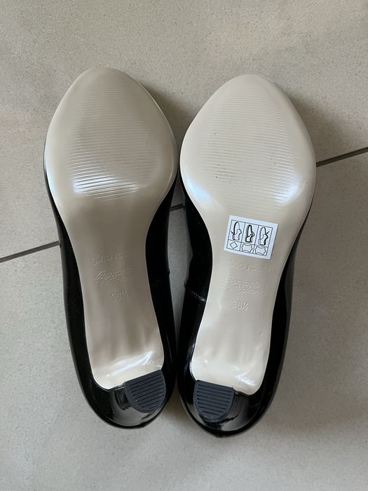 Buty Gino Rossi Frida, rozmiar 36,5, czarne