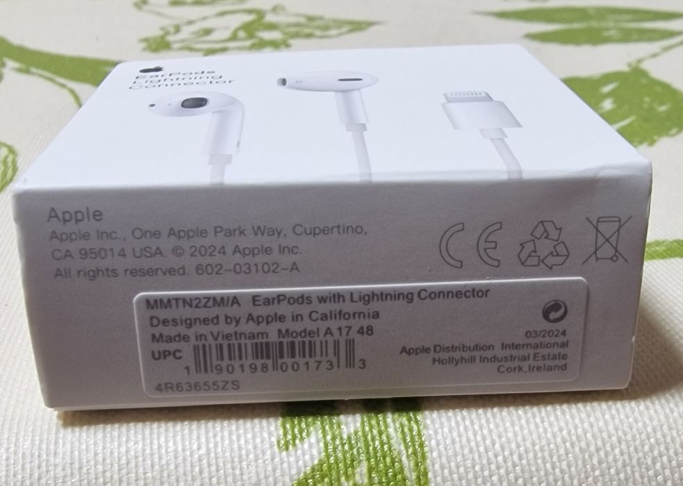 EarPods Lightning Connector