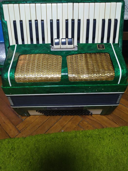 Продам баян ,,Тульський,,