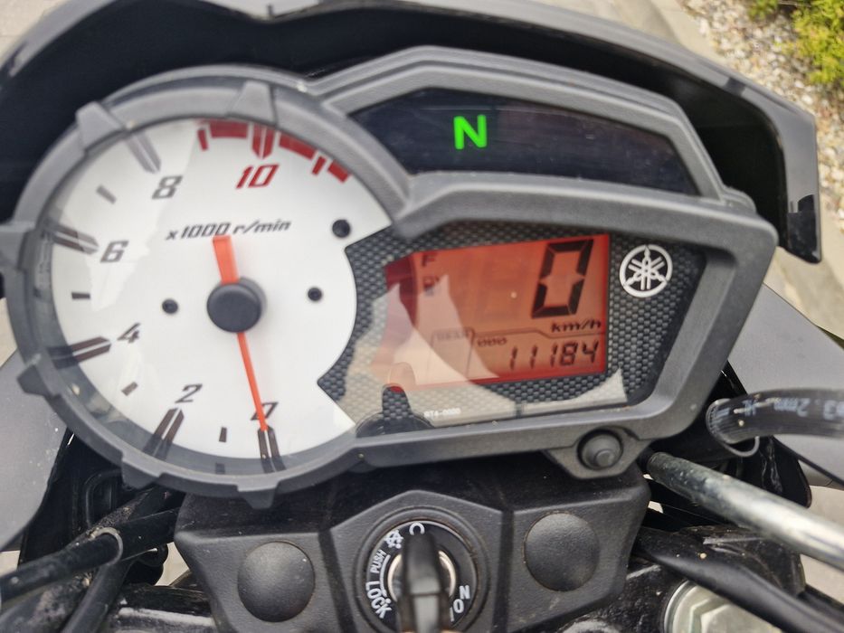 Motocykl Yamaha YS 125