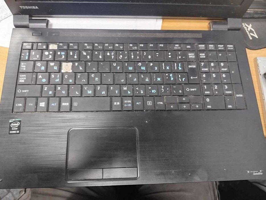 Ноутбук dynabook b35/y на запчастини