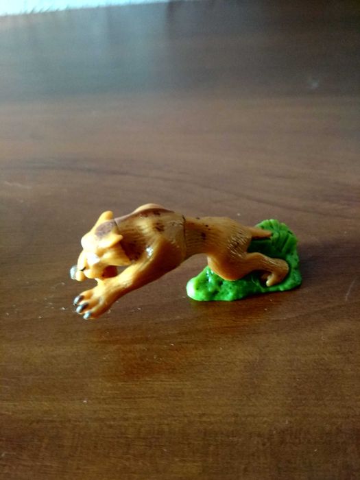 Игрушки - киндеры