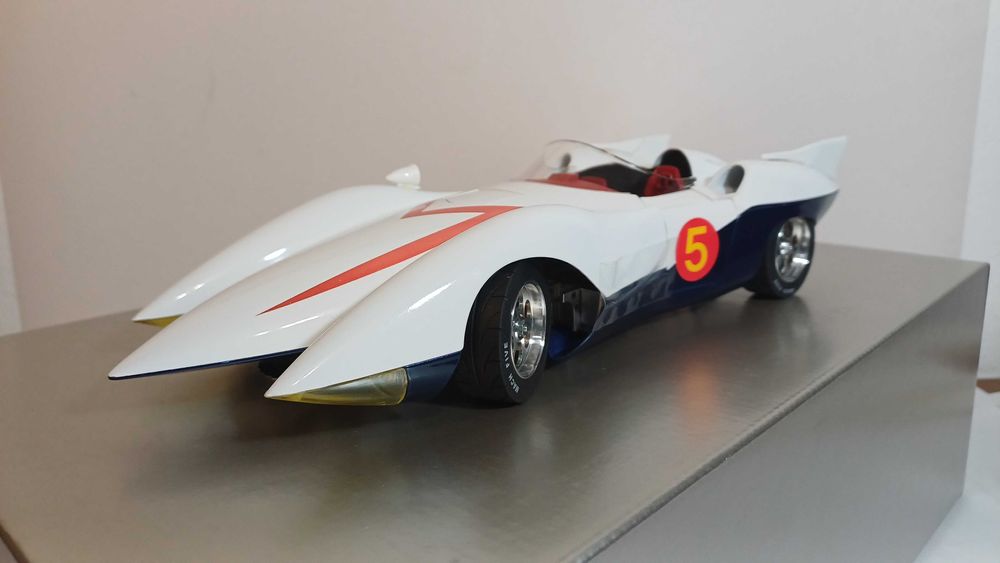 1/18 Speed Racer Mach 5 versão A - Schwyn Haas