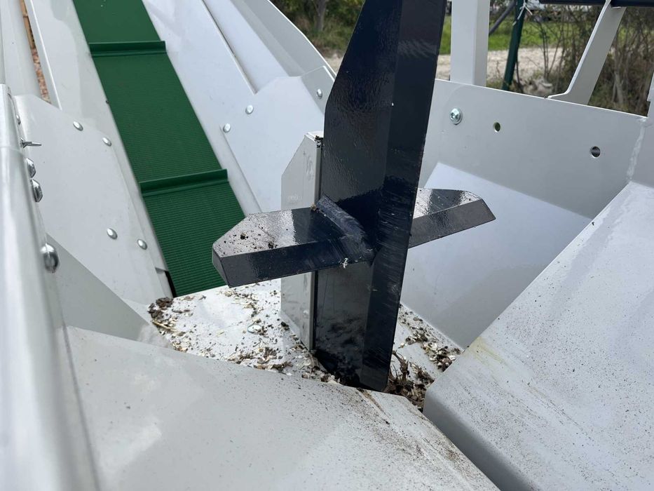 Машина для різання і розколювання дров Lumag SSA500E