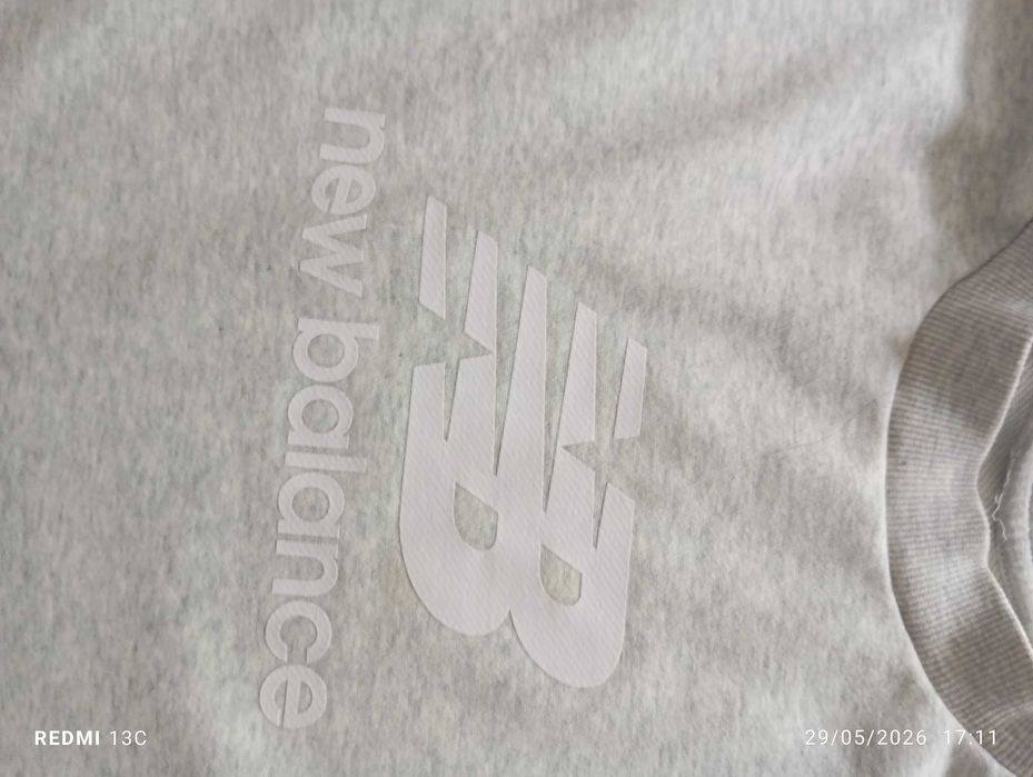 Світшот new Balance