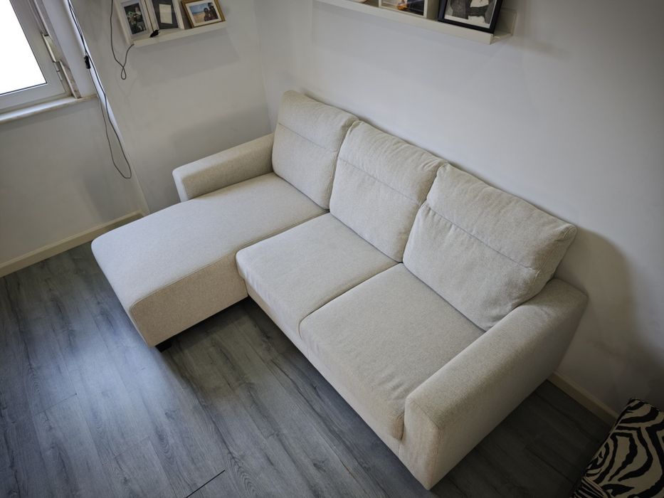 Sofá IKEA BOLLSTANÄS 3 lugares com chaise longue reversível – Bege