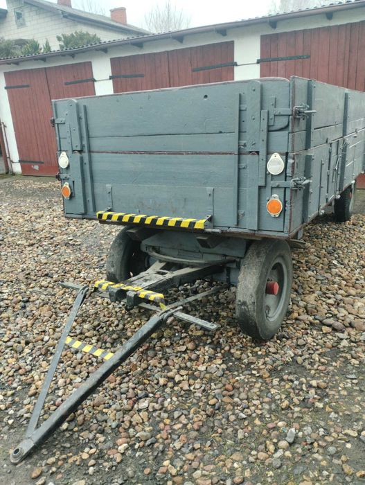 Przyczepa wóz skrzynia przerobiony do ciągnika