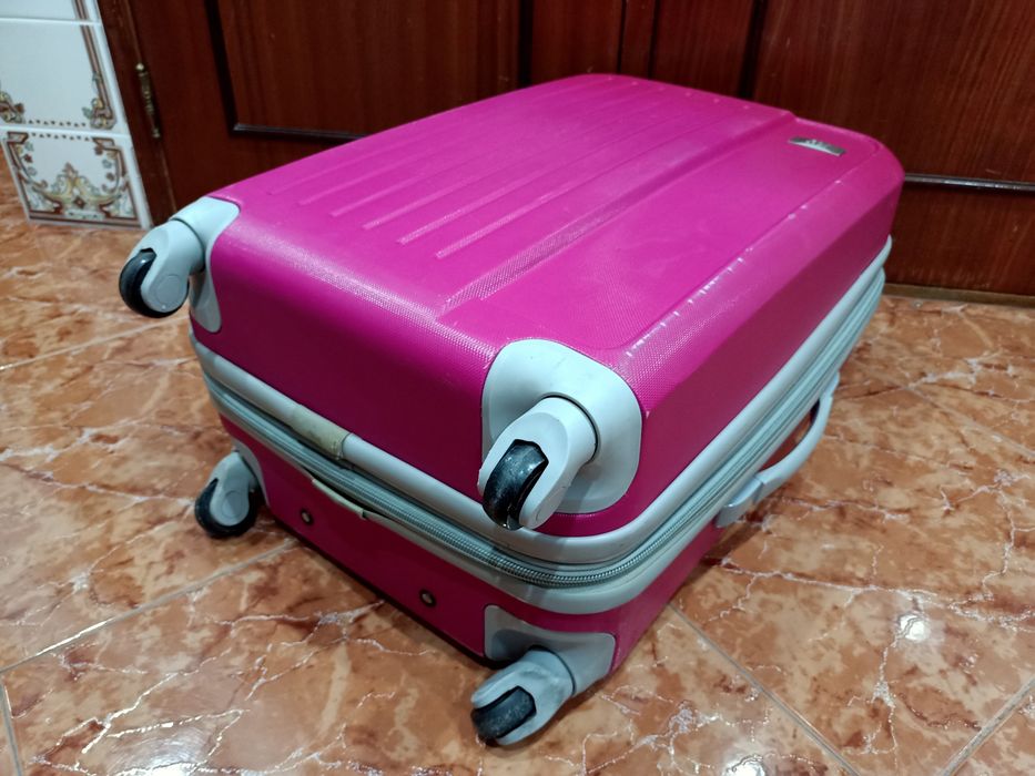 Mala malas de porão até 23 kg viagem casa quarto apartamento vivenda carro cozinha escritório gabinete sala.
