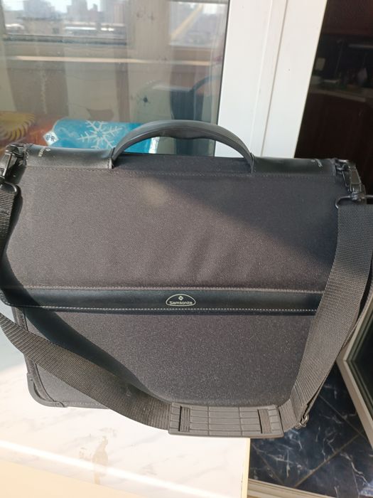 Деловой портфель Samsonite