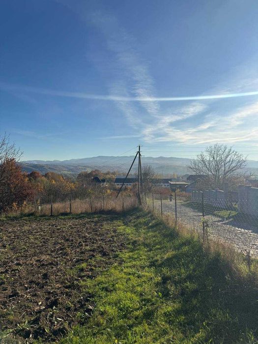 Продам унікальну ділянку зі ставком с. Грушово (Закарпаття) 0,48 га.