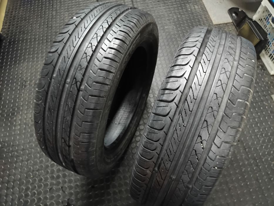 Pneus 185/60/15 GT Radial