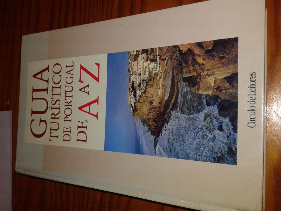 Livro "Guia Turístico de Portugal de A a Z" - 1990