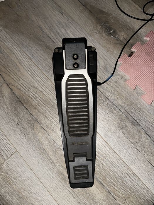 Bateria eletrica alesis