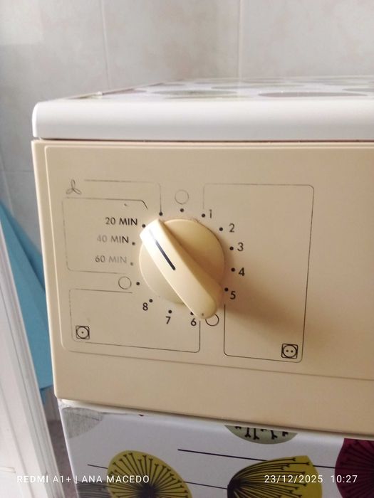 Maquina secar roupa com gaveta