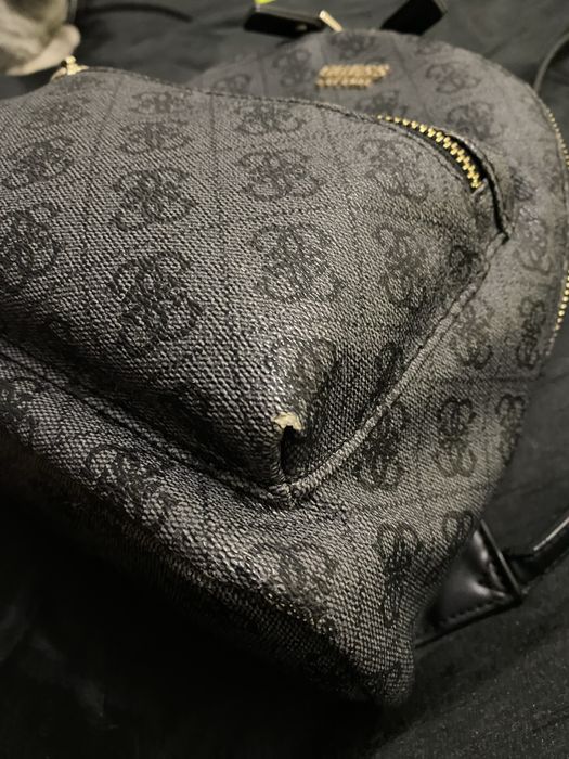 Рюкзак Guess жіночій