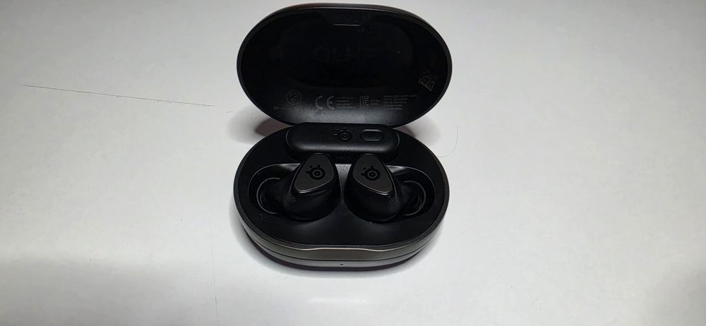Słuchawki bezprzewodowe SteelSeries Arctis GameBuds z mikrofonem