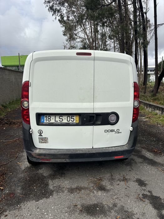 Fiat doblo 2011 comercial