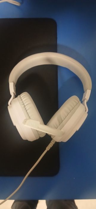 Vendo pc gamer sem leds com periferico