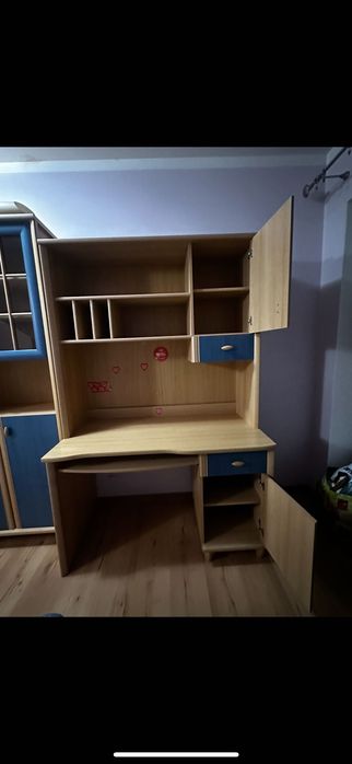 Oddam biurko wraz z dodatkową górą