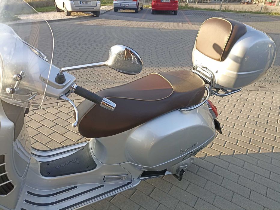Vespa GTS 125cm, przebieg tylko 3700km