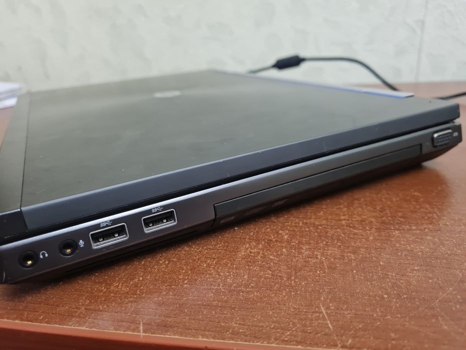 Игровой ноутбук HP EliteBook 8560w/ Core i7/ 15.6"
Full HD