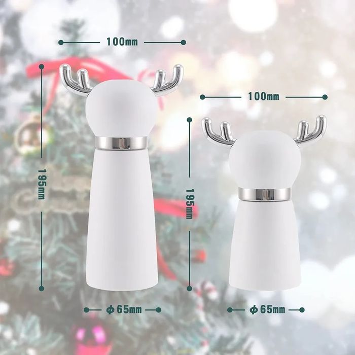 Białe drewniane ręczne młynki vevok w kształcie renifera