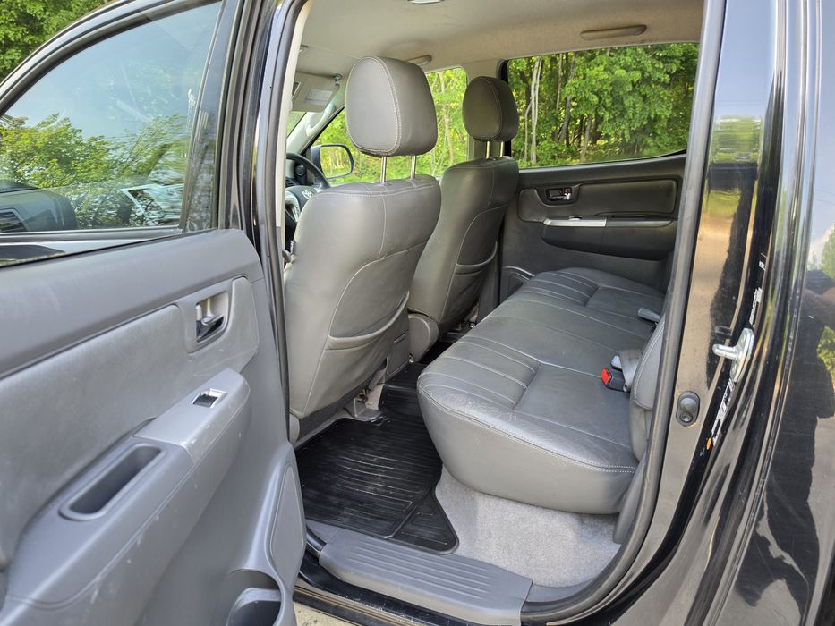 Toyota Hilux 3.0 Diesel 2012 рік