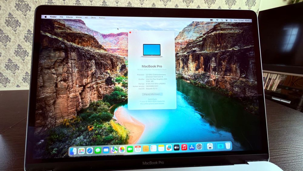 MacBook Pro 2018, 8GB RAM, 512GB SSD, Intel Core i5 Rezerwacji  do 04.05