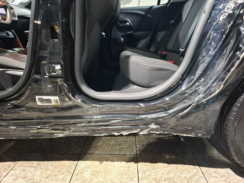 Opel Corsa 1.5 D Edition 5 Lug Apen 140 Mil kms Nacional de 2021