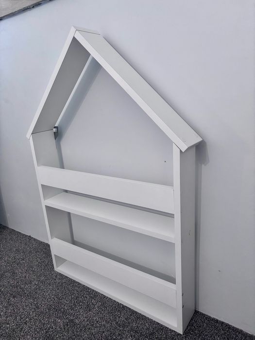 Pułka / Regał na ksiażki domek