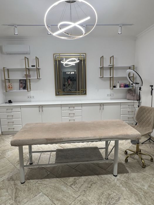 Аренда кушетки / массажный кабинет / перманент
