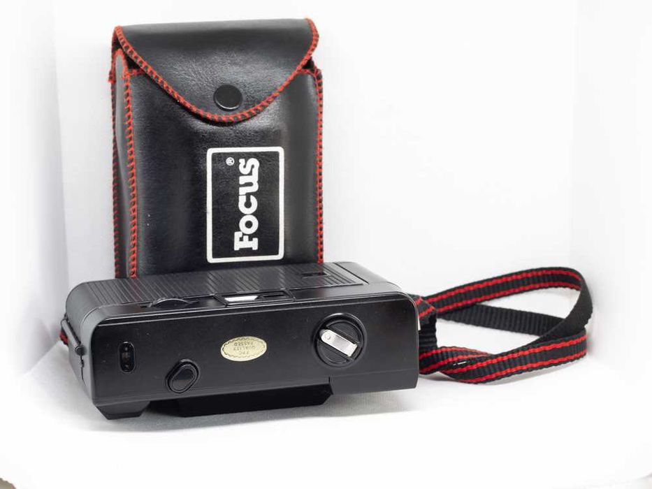 Máquina fotográfica analógica 35mm Focus DX-3 fancy + Bolsa