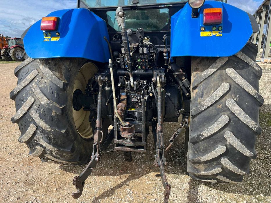 Trator New Holland TVT 155