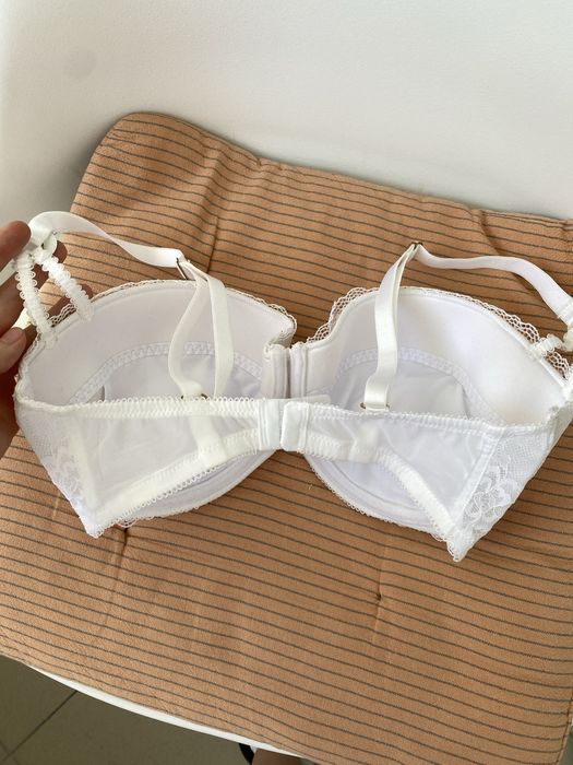 Новий бюстгальтер Ann Summers 70E