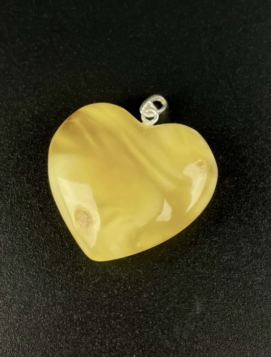 Wisiorek serce z naturalnego bursztynu 7,65g | srebro 925