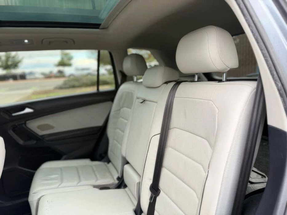 Volkswagen Tiguan SEL Premium 4Motion      2019