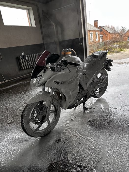 Продам мотоцикол ліфан KPR 200