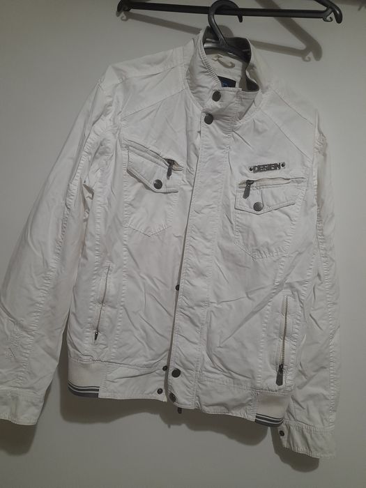 Blusão branco para homem.