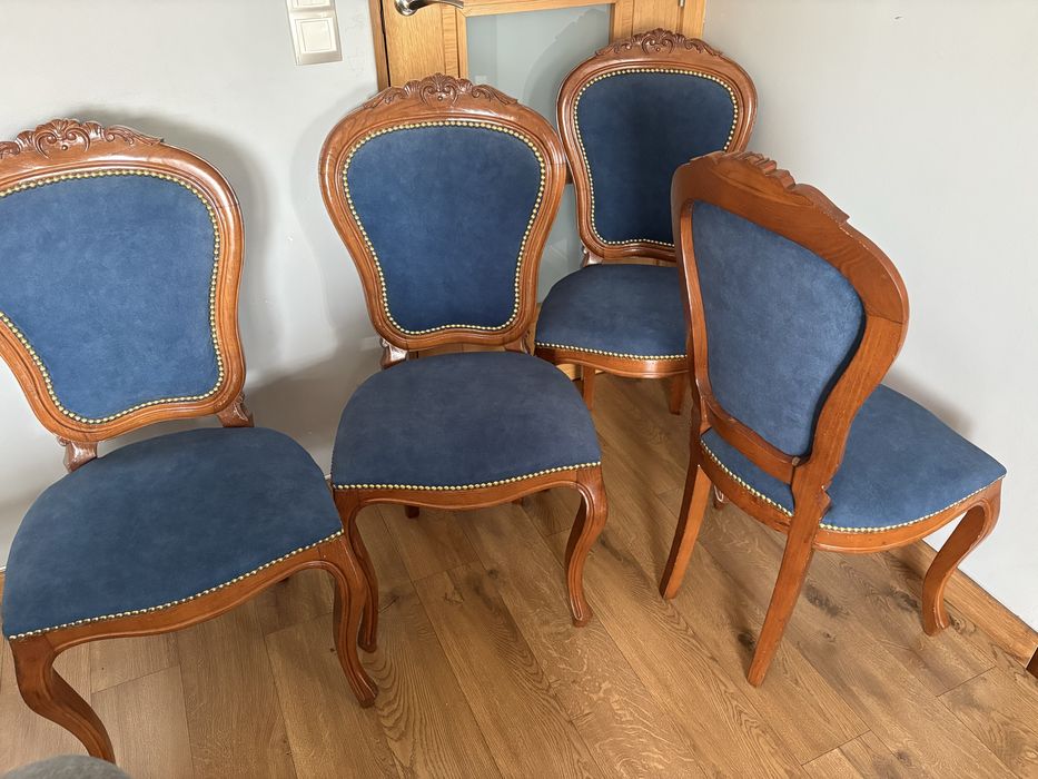 4 Cadeiras de Madeira de Carvalho