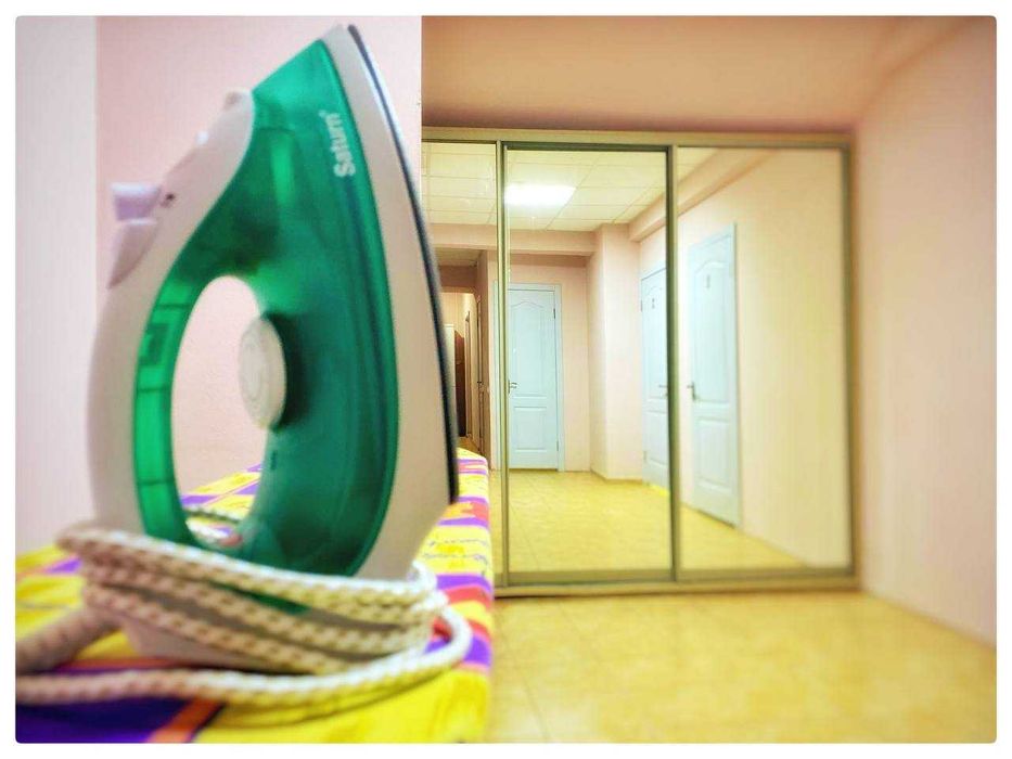 Комфортний хостел з гарним ремонтом. Метро Голосіївська 5 хвилин пішки