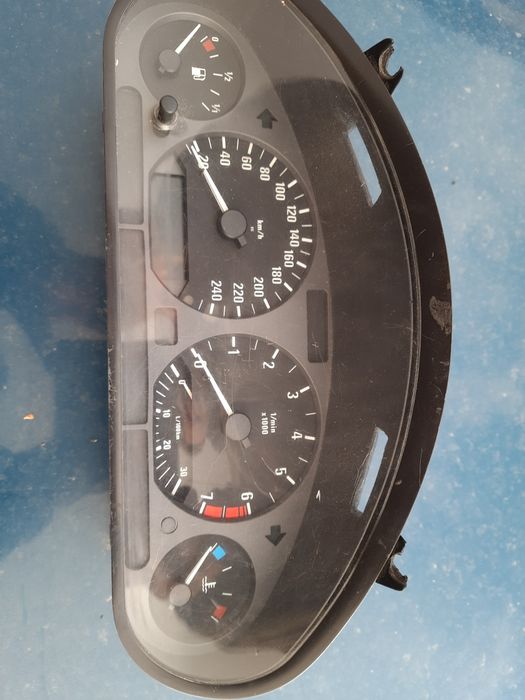 Панель приборов BMW e36