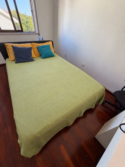 Cama com colchao ikea