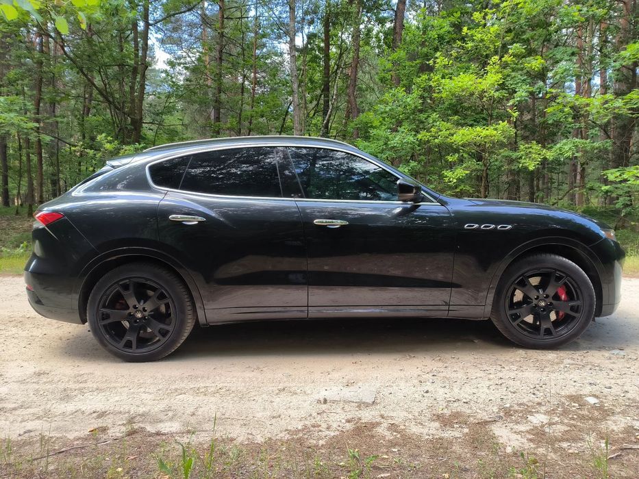 Maserati Levante Sq4 430KM