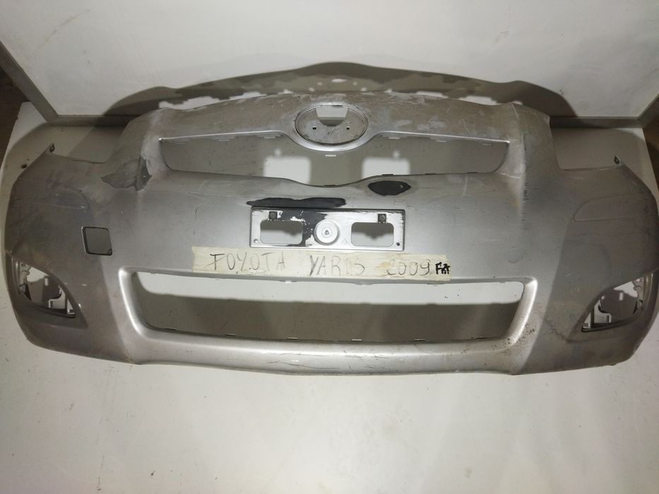 Parachoque Toyota Yaris frente 2009