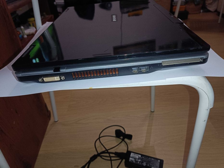 Laptop Medion MIM2300 MD96420