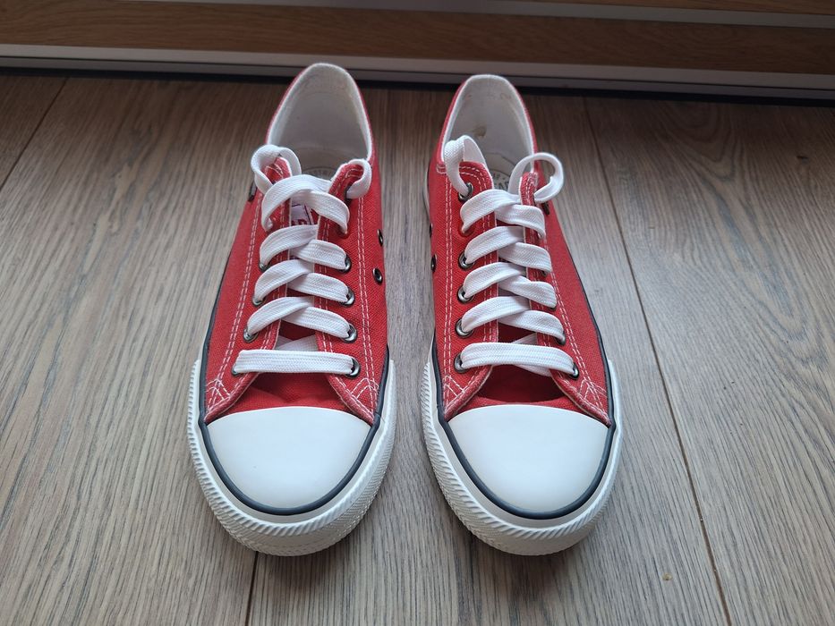 Czerwone trampki Big Star